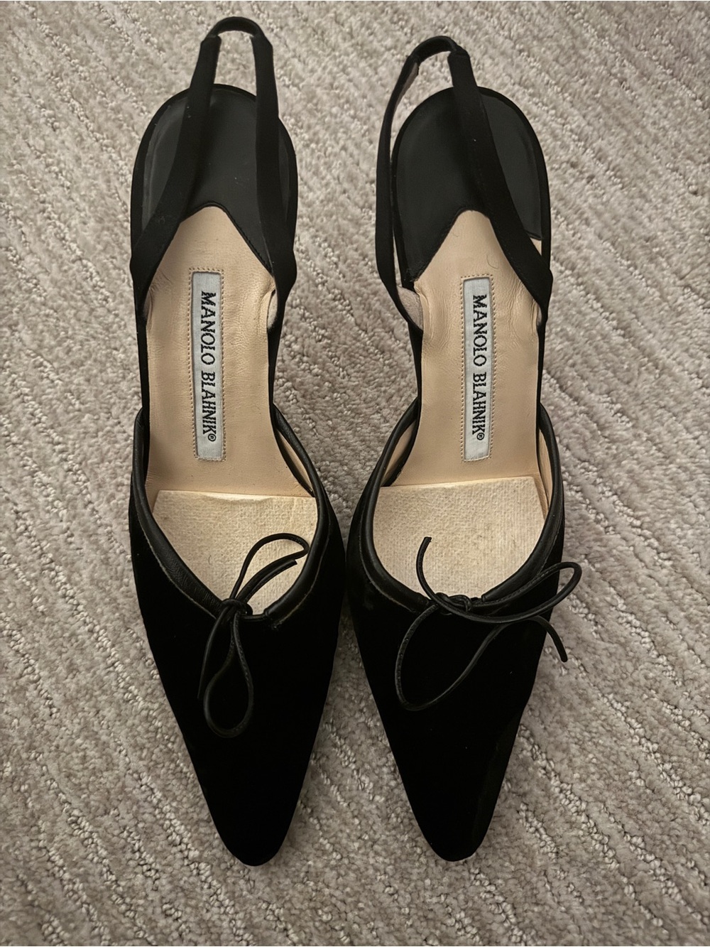Manolo Blahnik Black Pointed Toe Slingback Pumps with Bow
